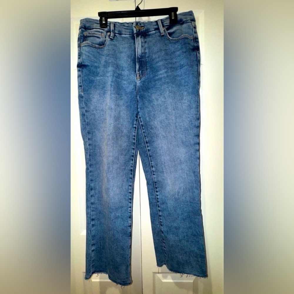 Good American Women's boyfriend Jeans. Size 14/32 VGUC